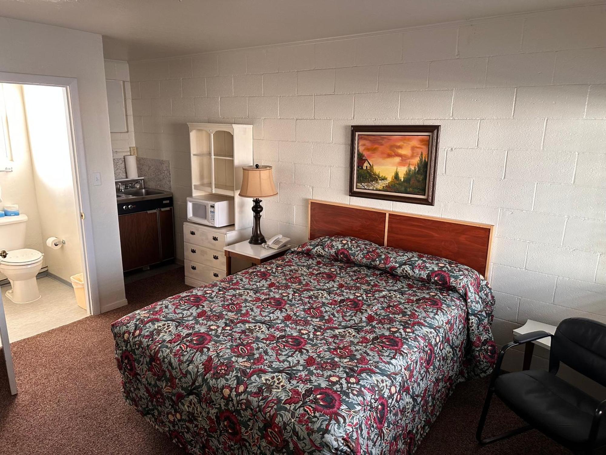 Rim Rock Motel Альтурас Экстерьер фото