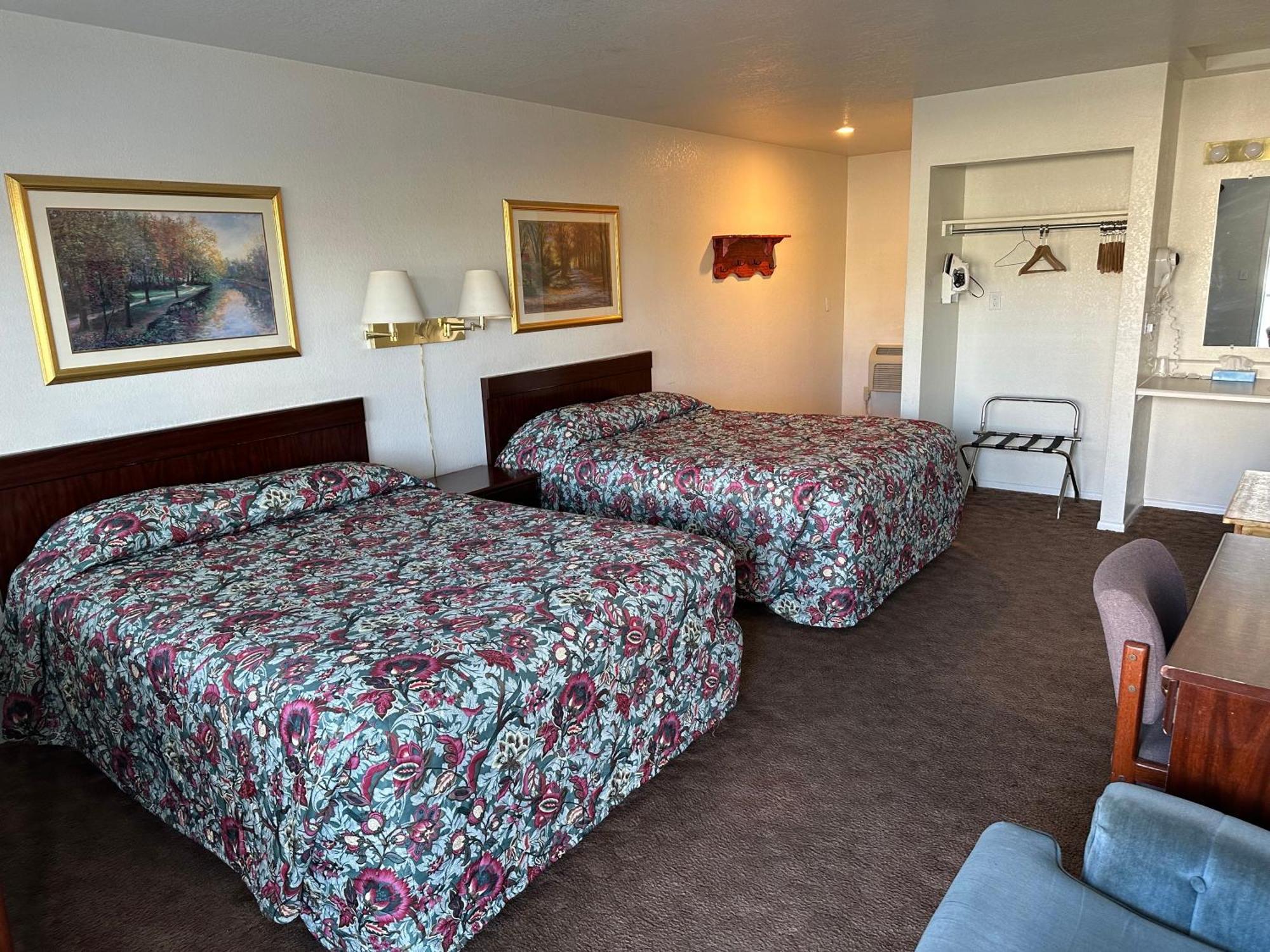 Rim Rock Motel Альтурас Экстерьер фото