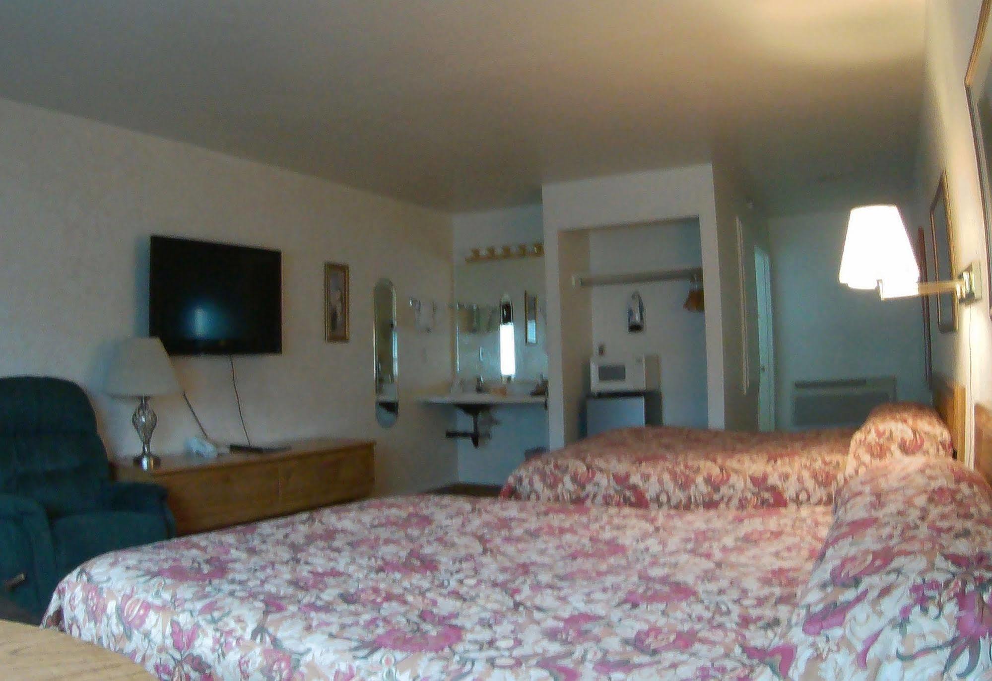 Rim Rock Motel Альтурас Экстерьер фото