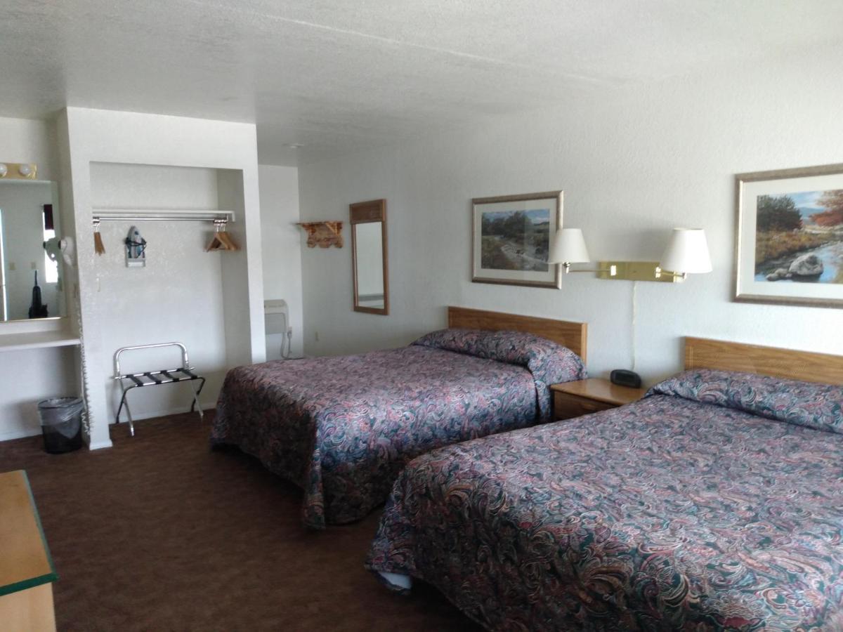 Rim Rock Motel Альтурас Экстерьер фото